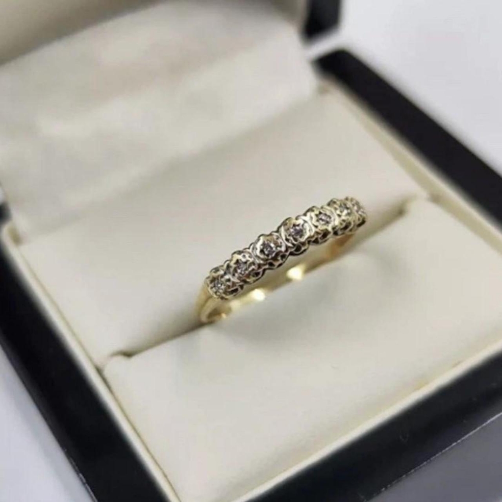Vintage Solid 9ct 9k Yellow Gold Diamond 375 Diamond Ring Band Size 575